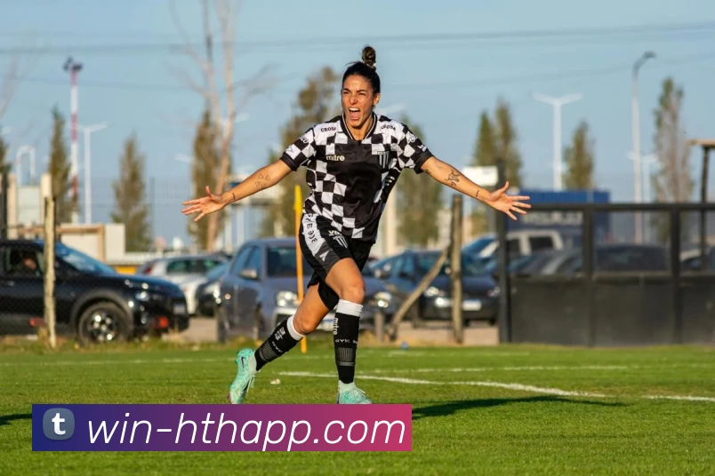 吕焯毅揭示邵佳一真实一面：幽默风趣的硬汉形象背后